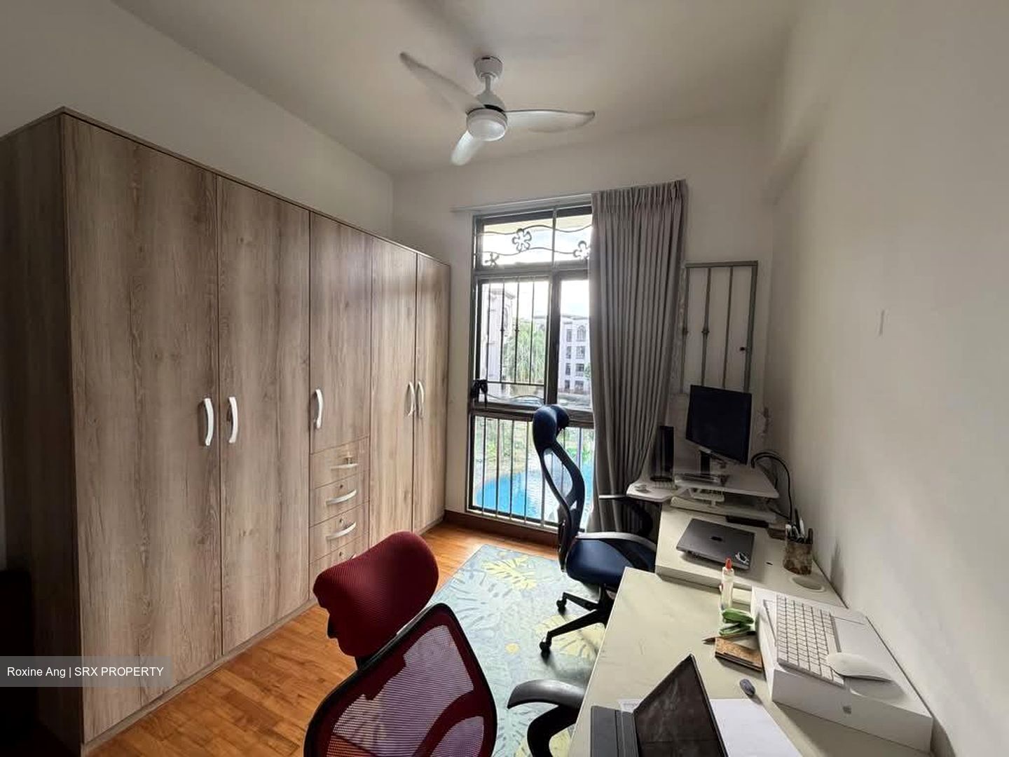 Seletaris (D27), Condominium #574579081